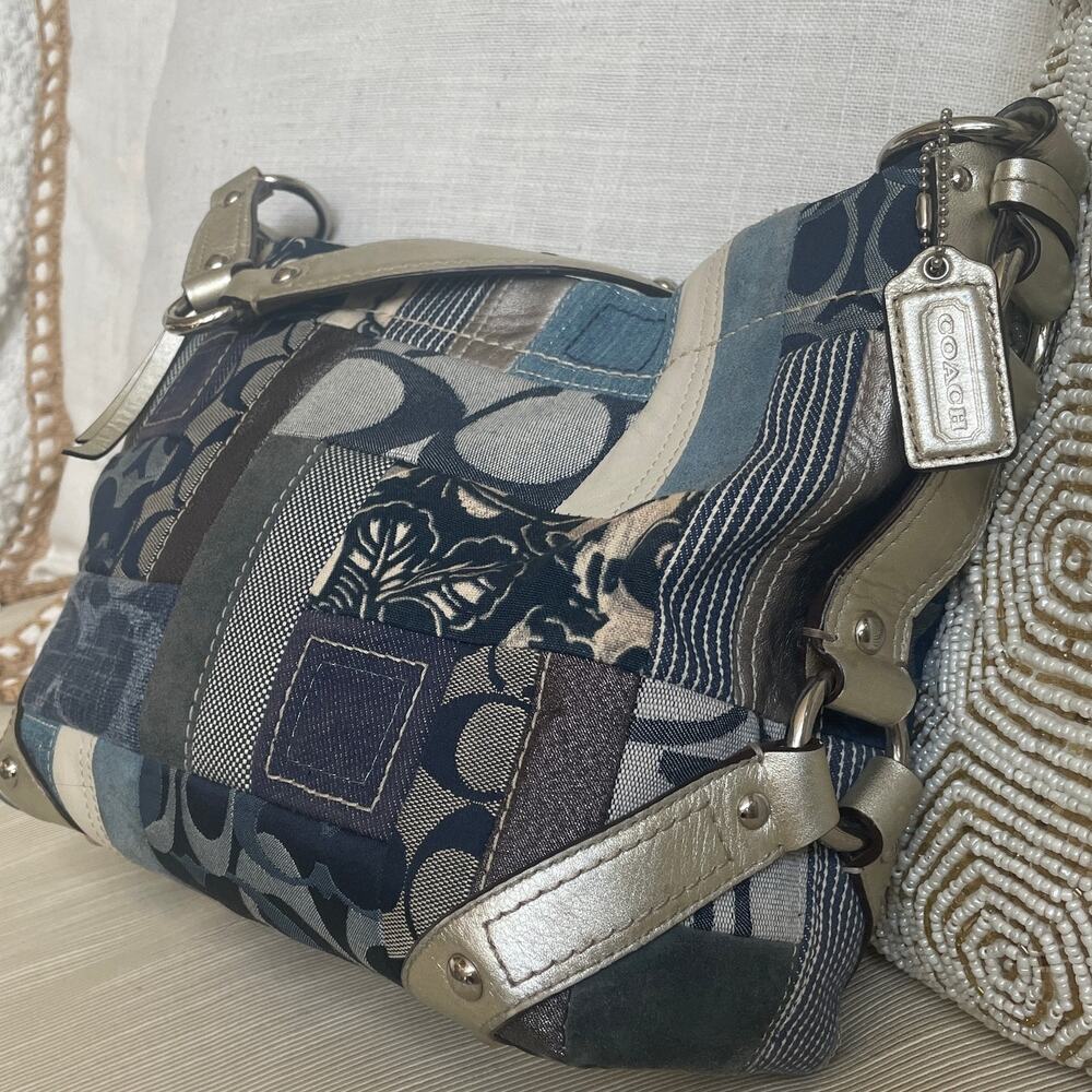 Rare Coach Signature Denim Patchwork Hobo F13721 Blue Multi Y2K Shoulder Bag - Picture 6 of 11